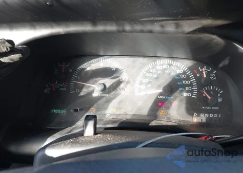 2001 Dodge Ram 1500 St из США, поврежденный, VIN 3B7HC13Y81G816677